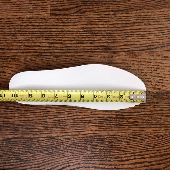 Gucci Size 40.5 Women's GG Logo Platform Low Top Sneakers size 10 us - Picture 12 of 12